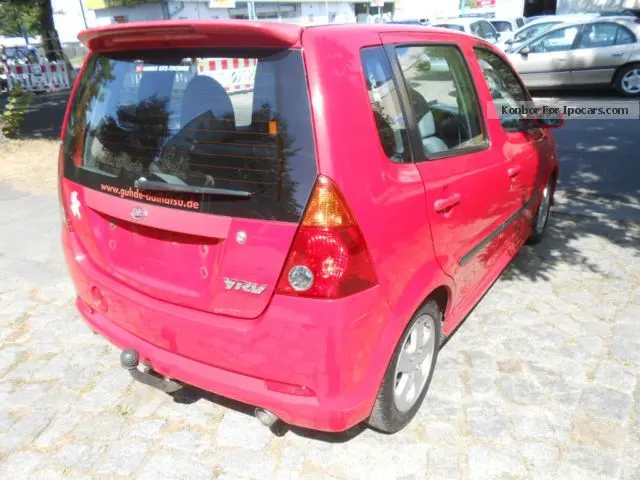 Daihatsu YRV YRV 1.3 CX 4