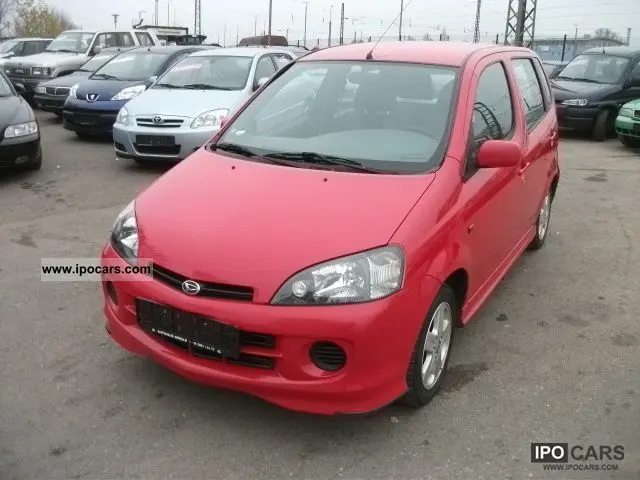 Daihatsu YRV YRV 1.3 CX 5