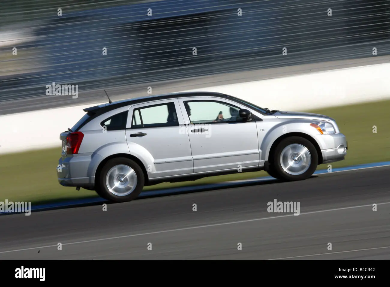 Dodge Caliber Caliber 2.0 CRD SXT 2