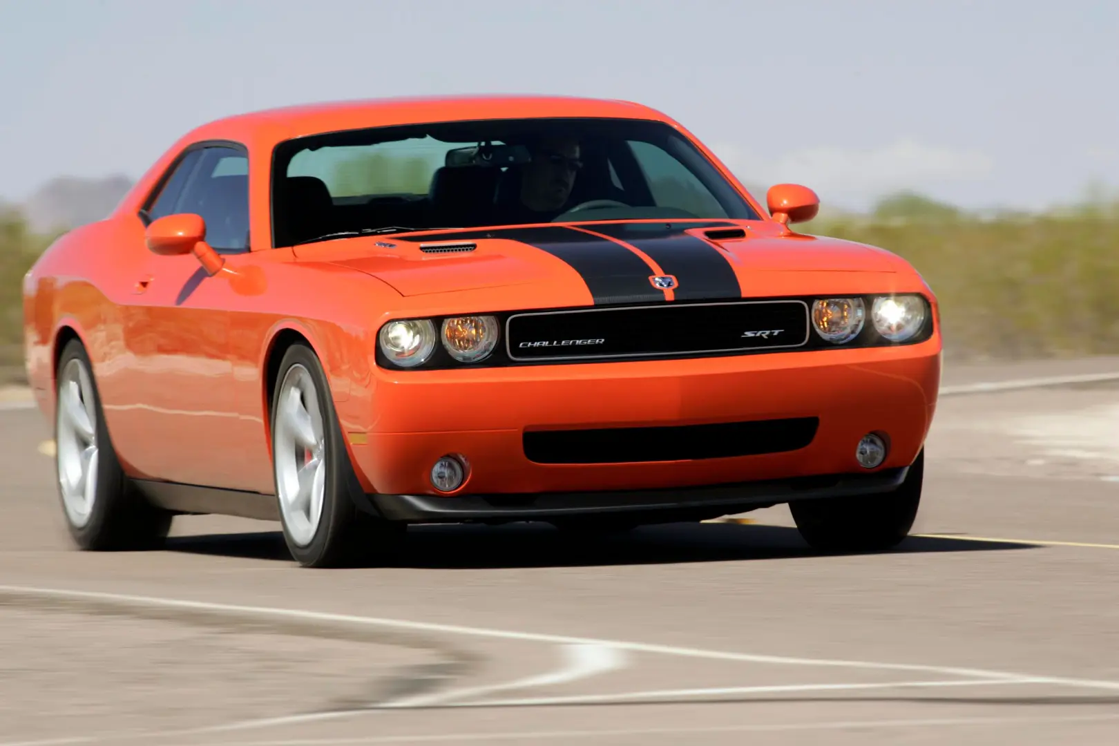 Dodge Challenger Challenger 6.0 SRT8 1
