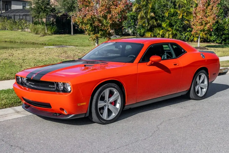Dodge Challenger Challenger 6.0 SRT8 4