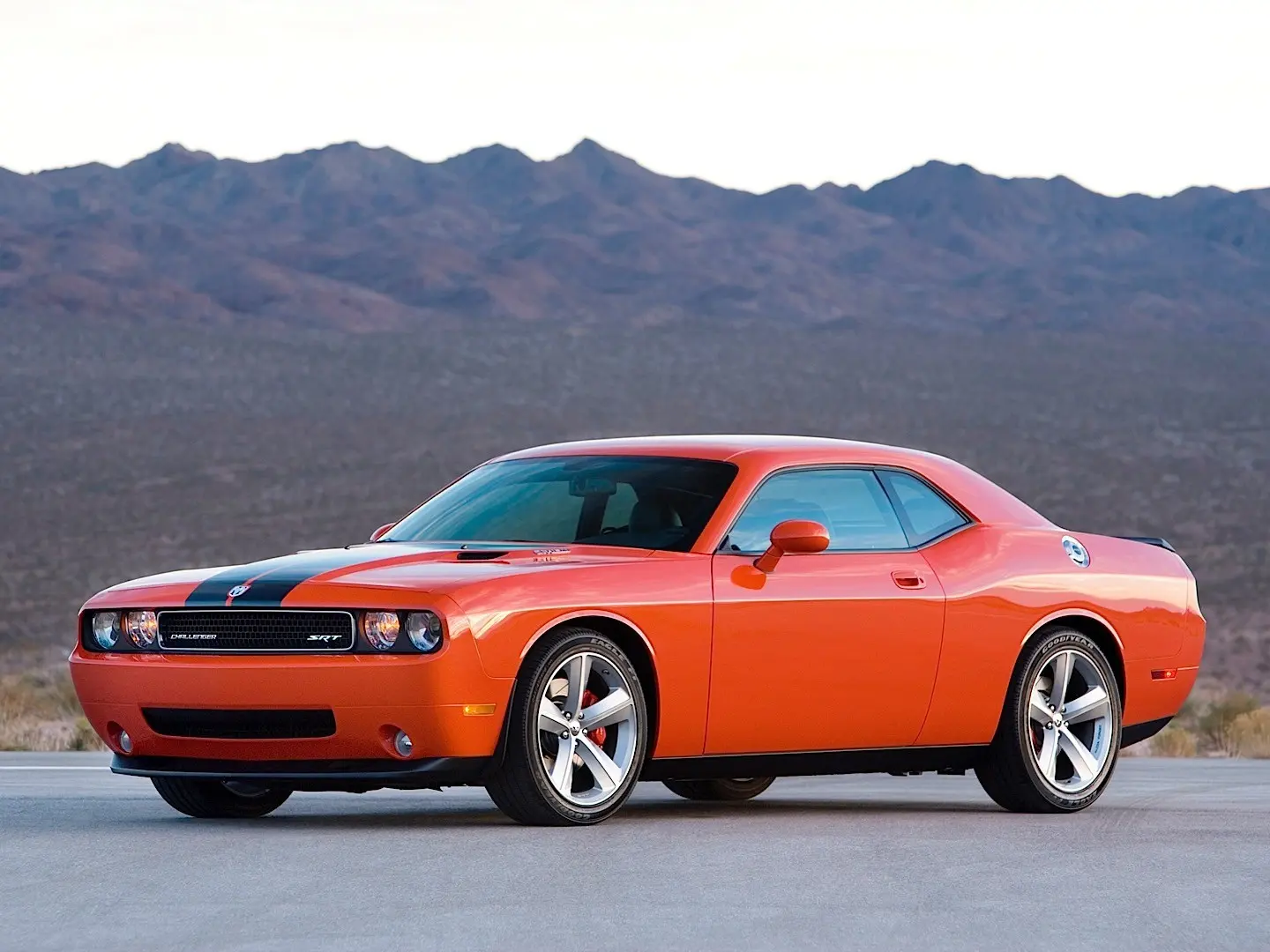 Dodge Challenger Challenger 6.0 SRT8 6
