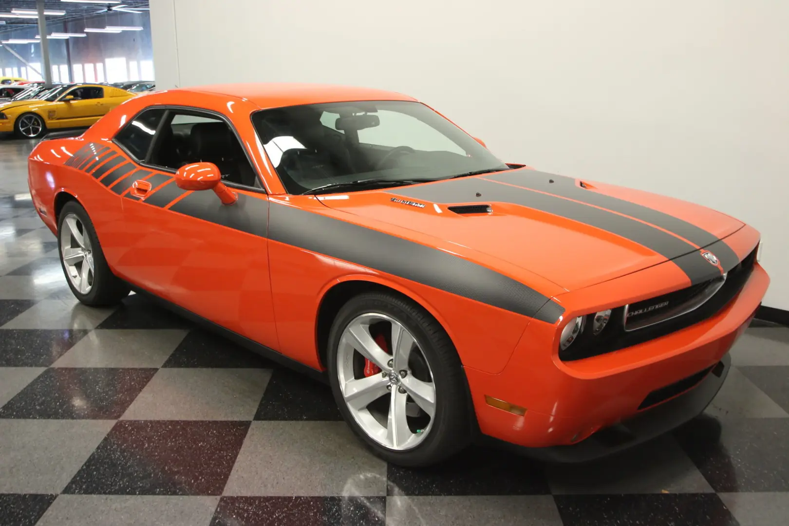 Dodge Challenger Challenger 6.0 SRT8 5