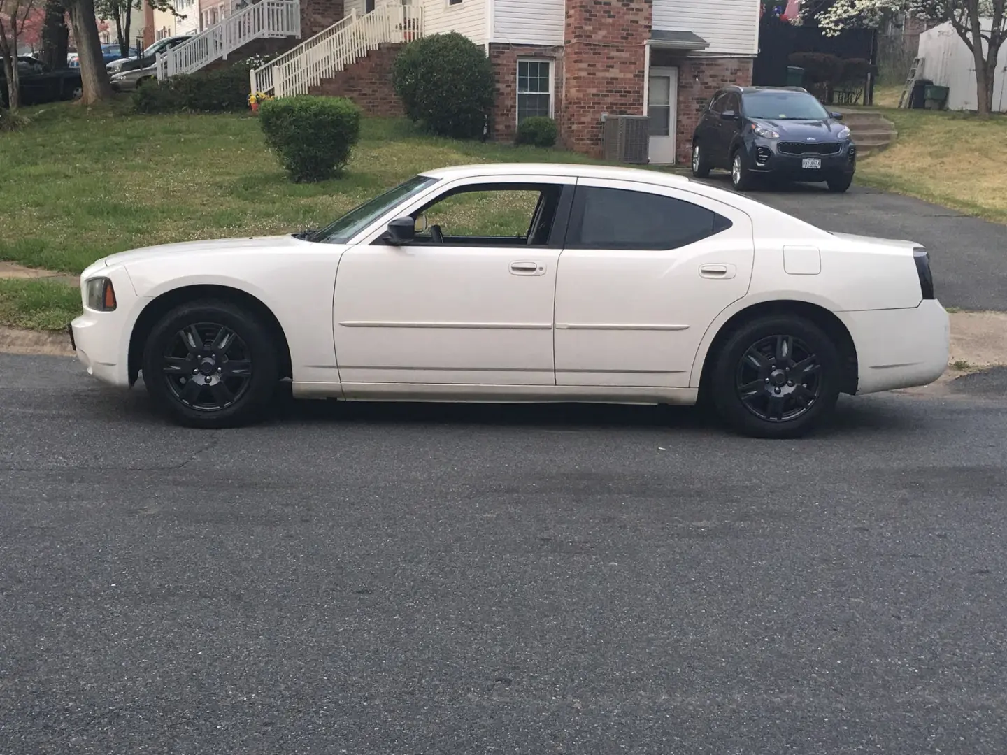 Dodge Charger Charger 2.7 V6 SE 2