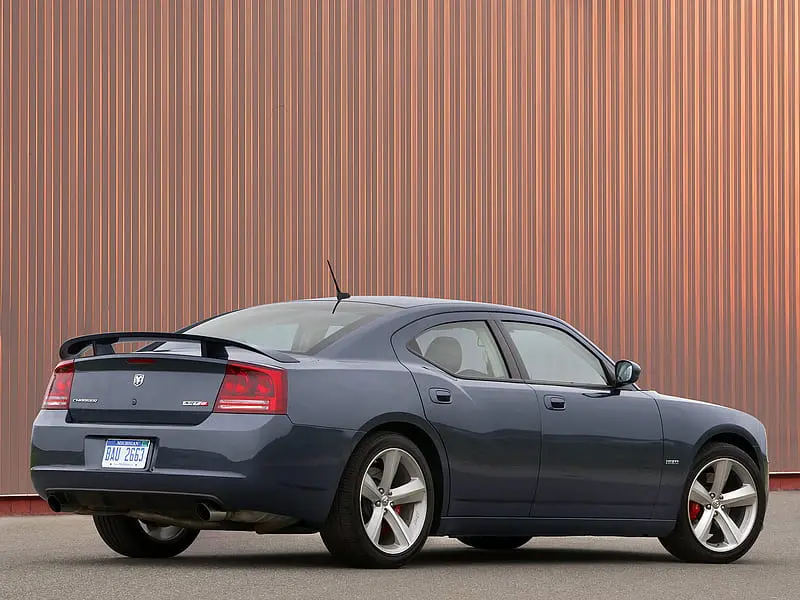 Dodge Charger Charger 6.1 V8 SRT8 4