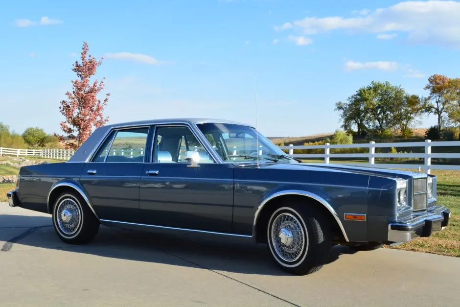 Dodge Diplomat Diplomat 6.5 SE 3
