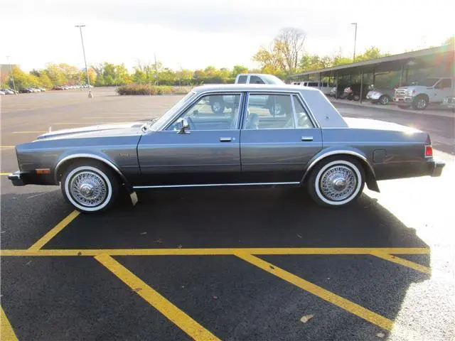 Dodge Diplomat Diplomat 6.5 SE 6