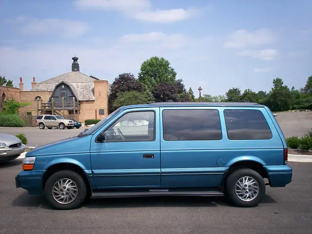 Dodge Grand Caravan Grand Caravan 3.8 LE 2