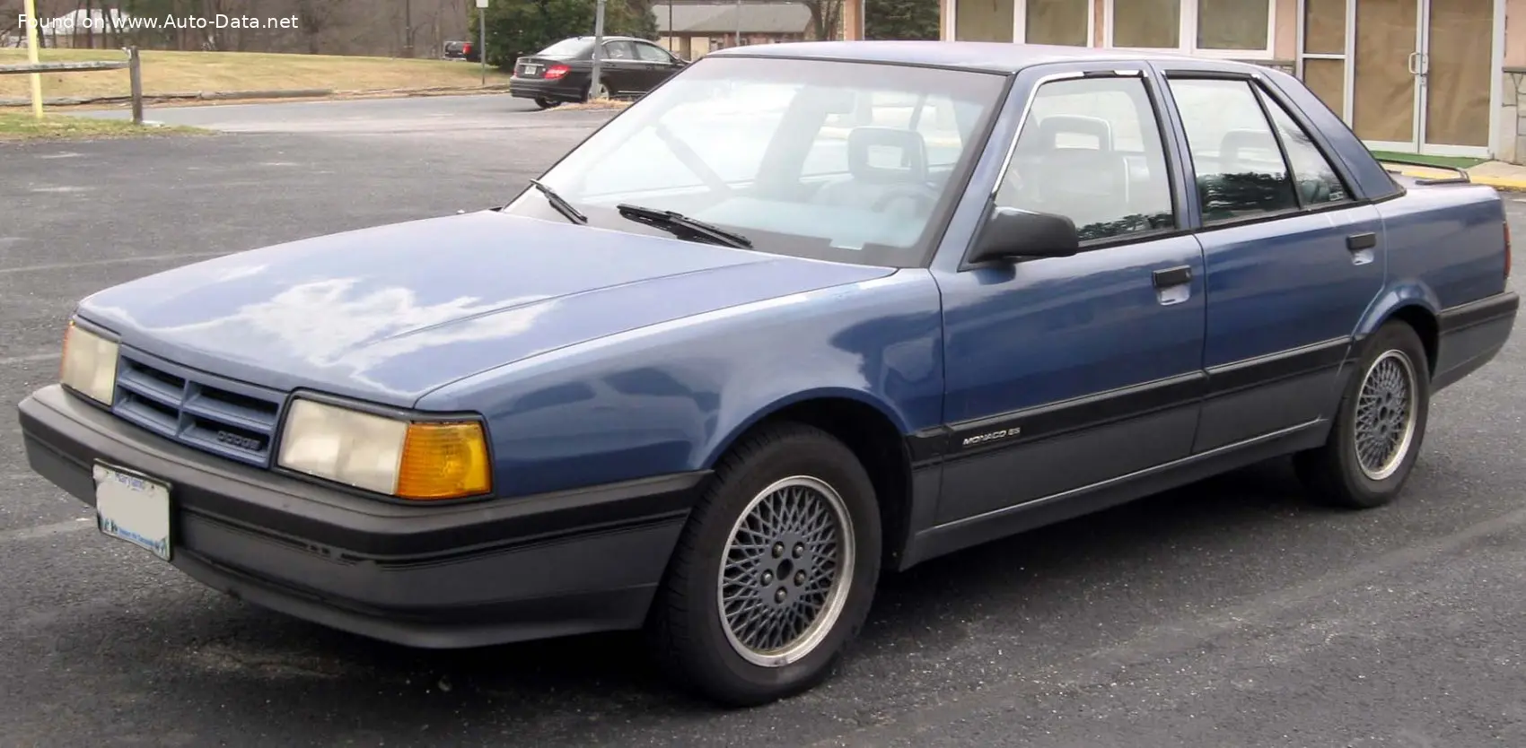 Dodge Monaco Monaco 3.0 LE 0