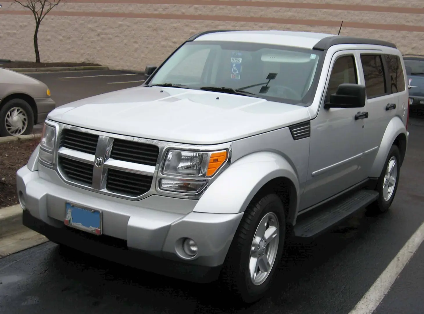 Dodge Nitro Nitro 2.8 CRD 4x4 SXT 1