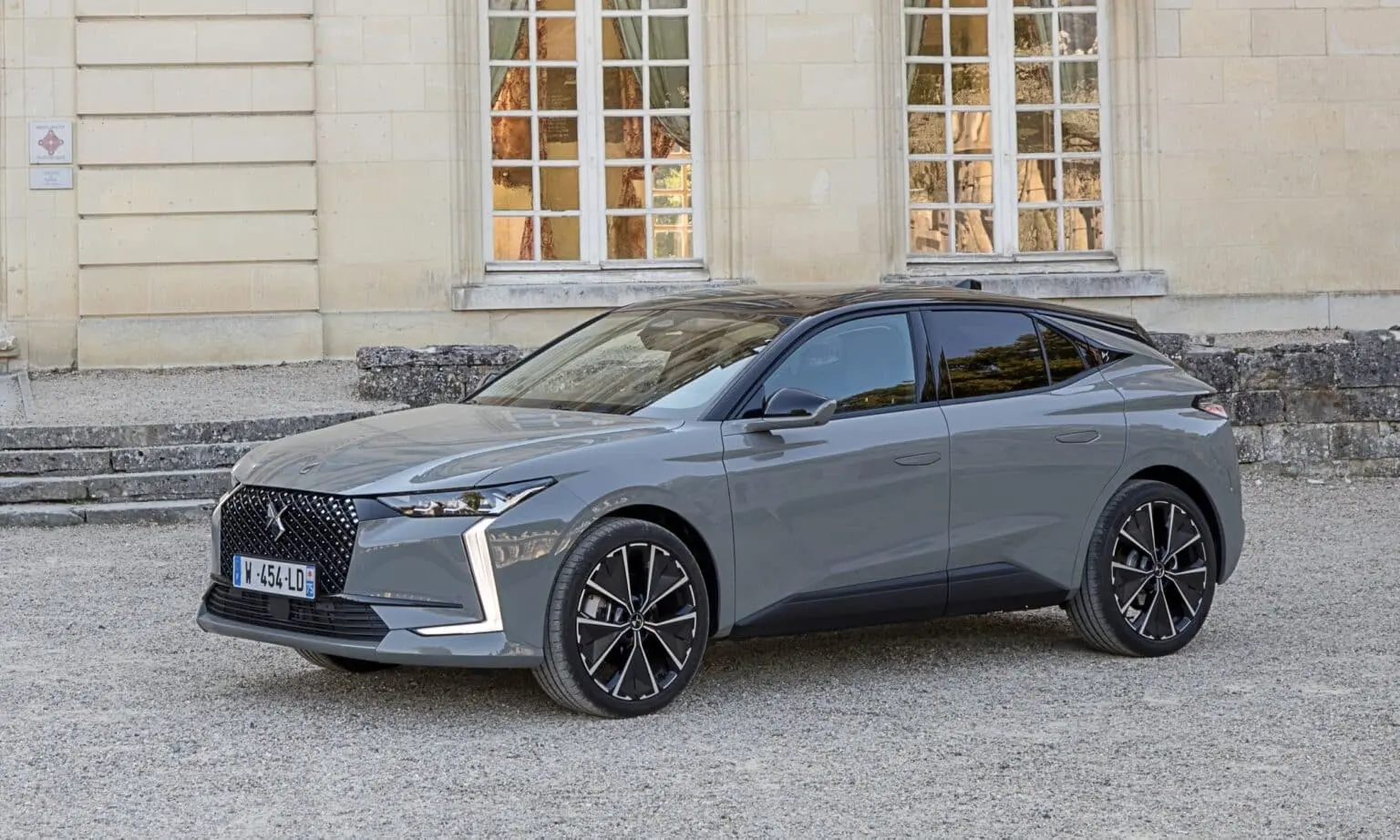 DS Automobiles DS 4 DS 4 1.2 Puretech Esprit de Voyage 4