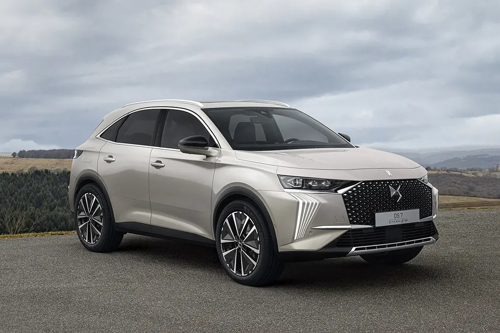 DS Automobiles  DS 7 1.6 E-Tense Esprit De Voyage 4x4 6