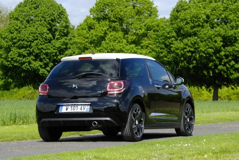 DS Automobiles  DS3 1.2 PureTech Start&Stop EAT6 0