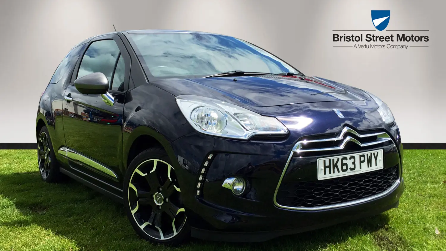DS Automobiles  DS3 1.6 e-HDI D-Style 4