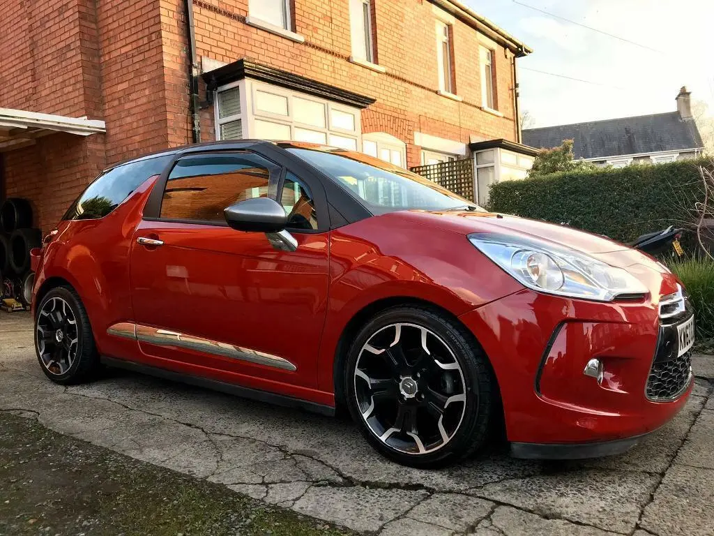 DS Automobiles  DS3 1.6 e-HDI D-Style 5
