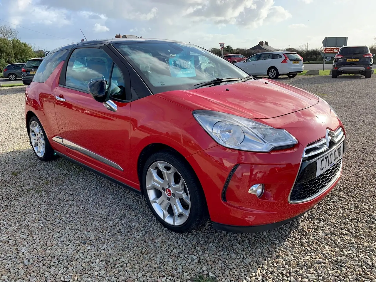 DS Automobiles  DS3 1.6 e-HDI D-Style 1