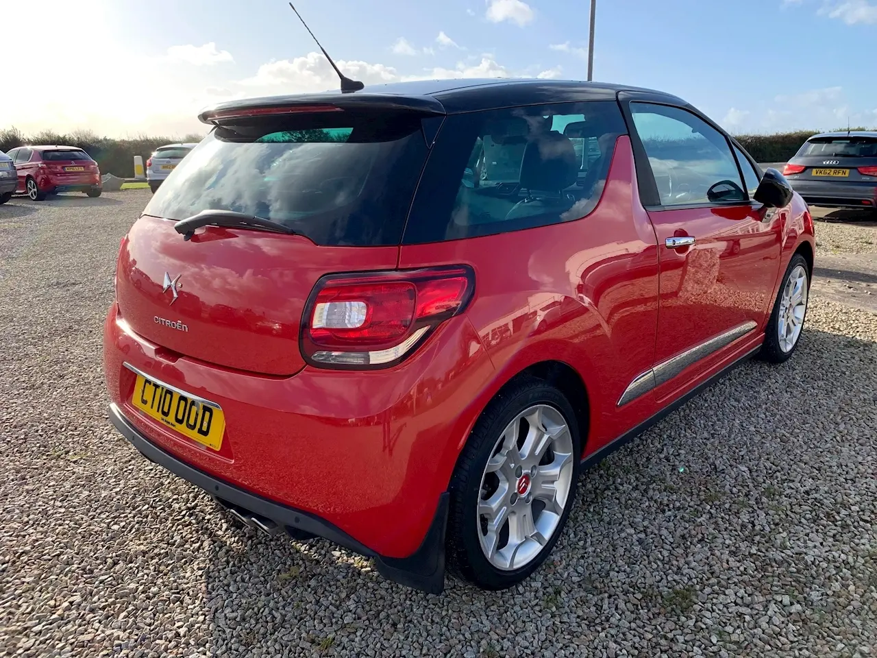 DS Automobiles  DS3 1.6 HDI FAP DSport 5
