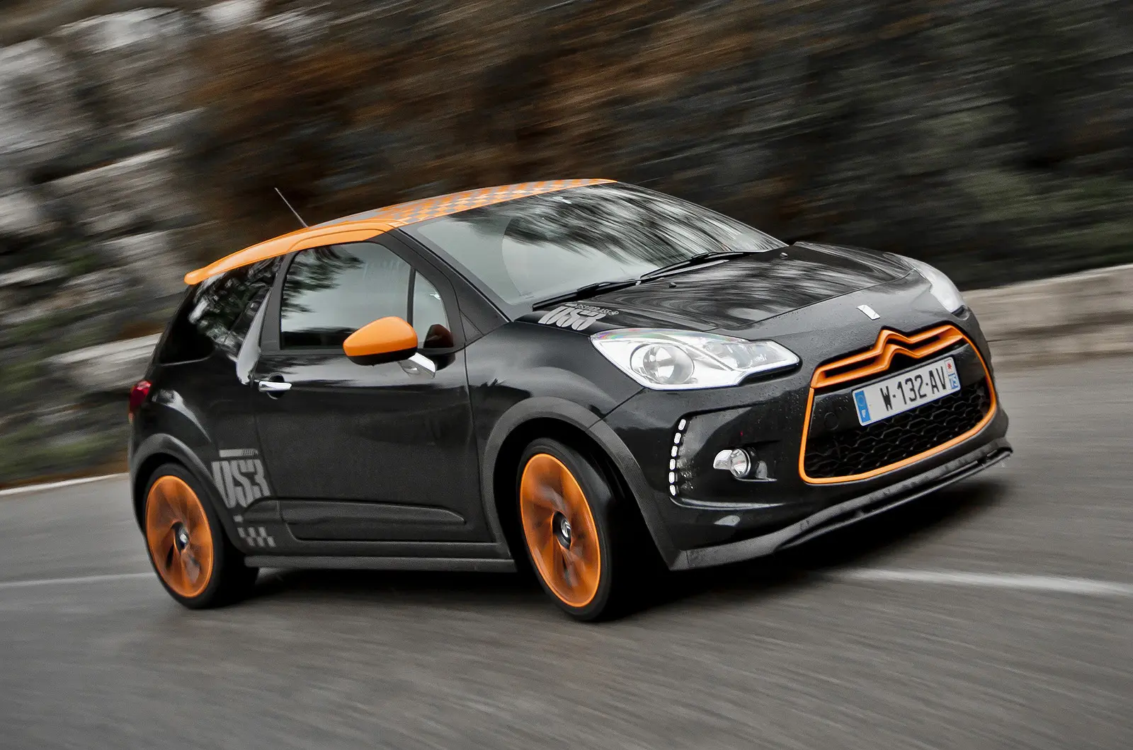 DS Automobiles  DS3 1.6 THP Racing 0