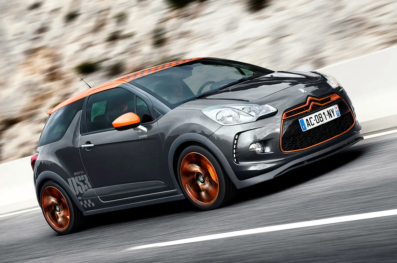 DS Automobiles  DS3 1.6 THP Racing 3