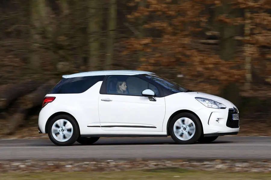 DS Automobiles  DS3 1.6 VTI DStyle 4