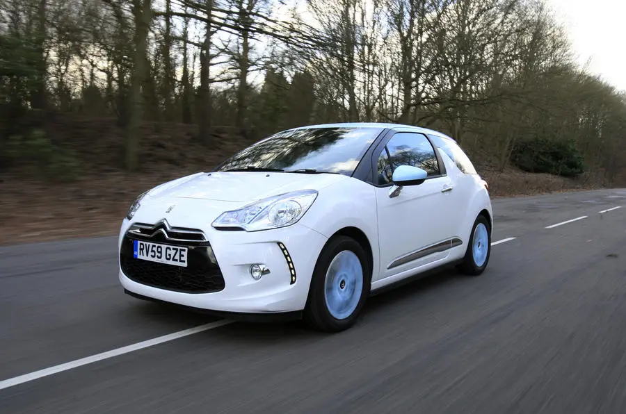 DS Automobiles  DS3 1.6 VTI DStyle 5