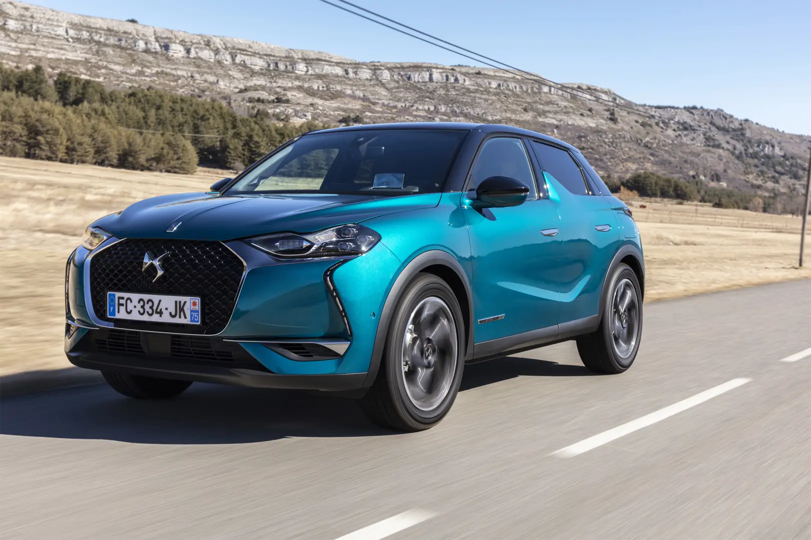 DS Automobiles  DS3 Crossback 1.2 PureTech La Premiere EAT8 3