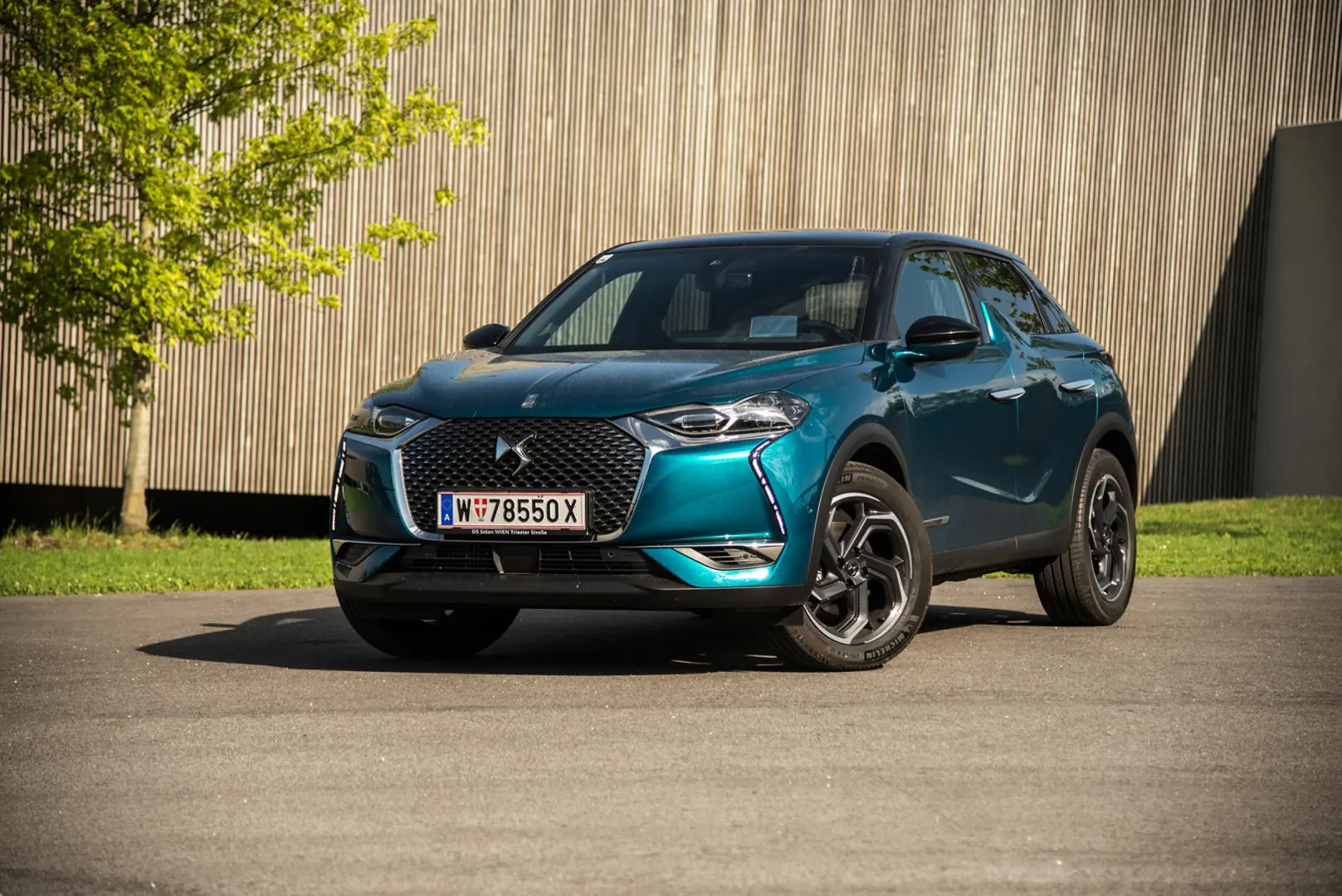 DS Automobiles  DS3 Crossback 1.2 PureTech So Chic EAT8 0