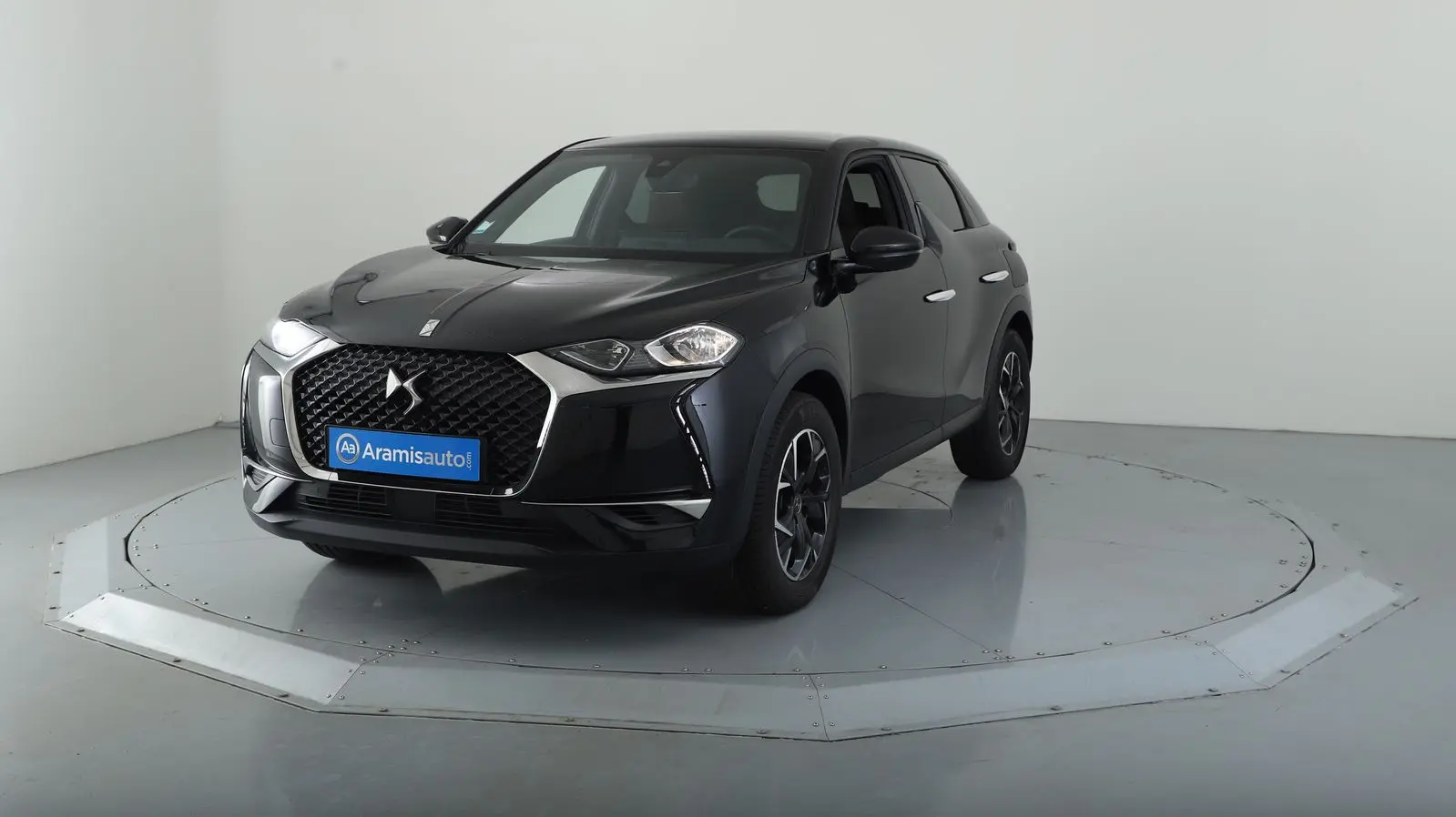 DS Automobiles  DS3 Crossback 1.2 PureTech So Chic EAT8 5