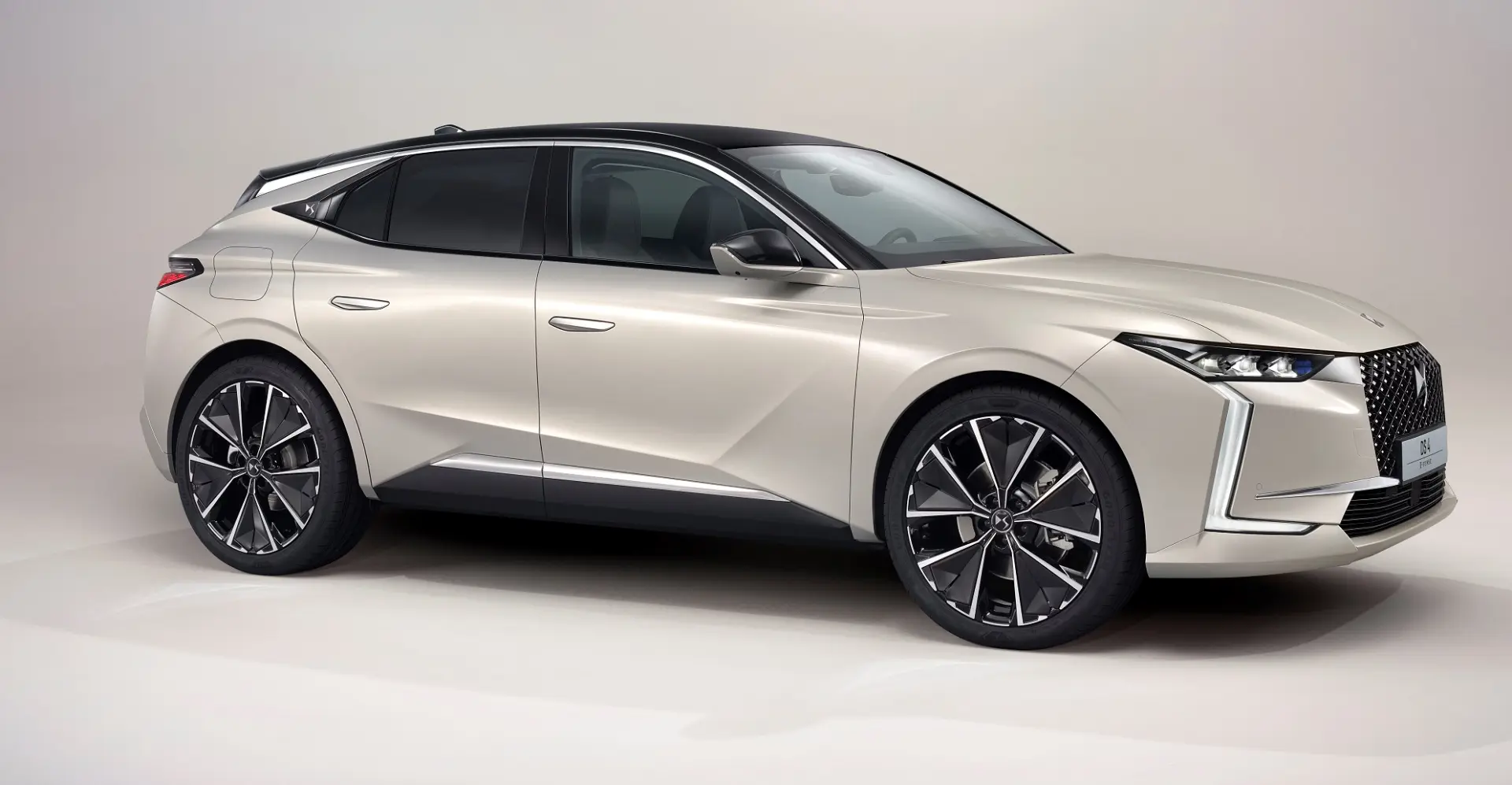 DS Automobiles  DS4 1.6 BlueHDI Start&Stop EAT6 1