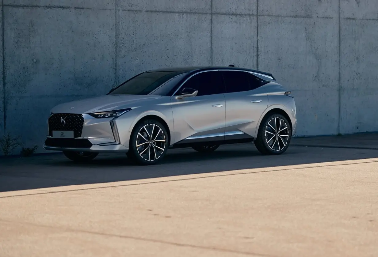 DS Automobiles  DS4 1.6 Puretech Trocadero 3