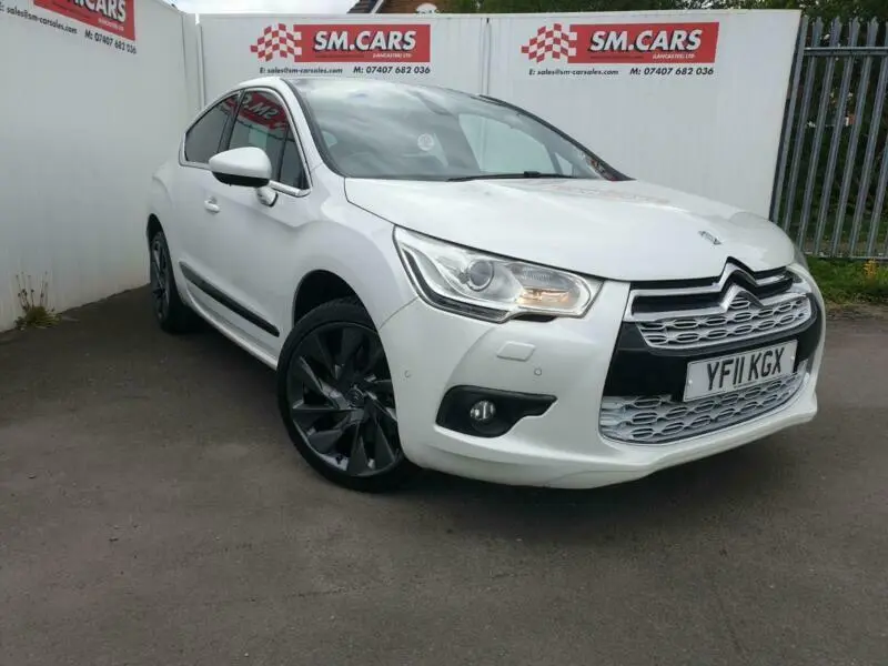 DS Automobiles  DS4 1.6 THP Sport 1