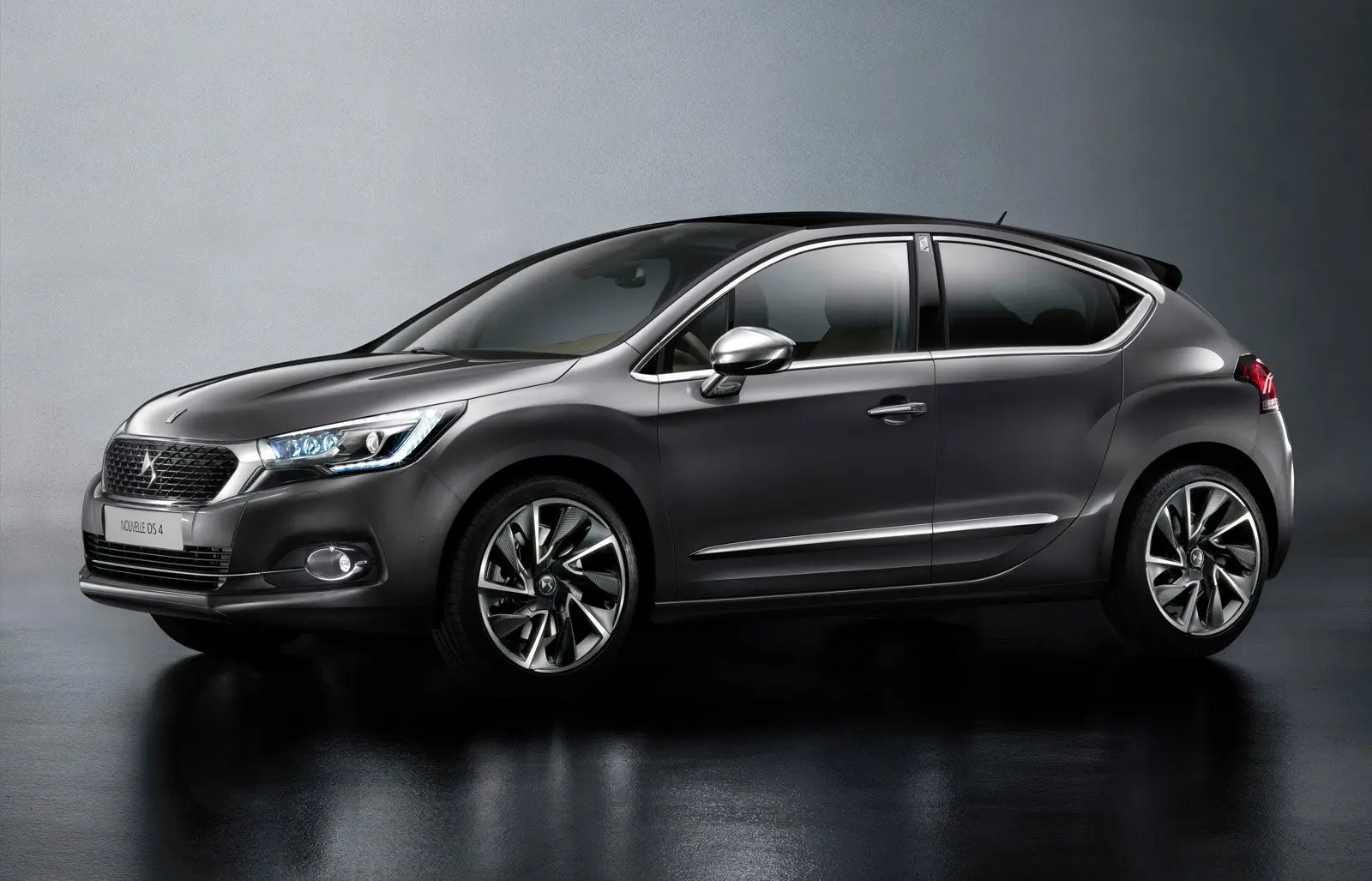 DS Automobiles  DS4 Crossback 1.6 BlueHDI Start&Stop EAT6 5