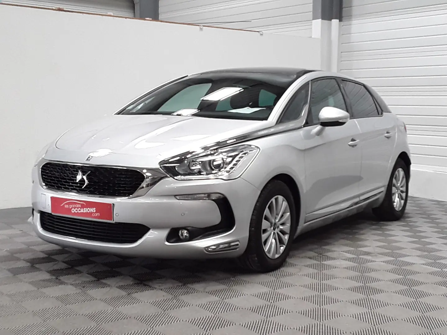 DS Automobiles  DS5 1.6 BlueHDI Start&Stop Chic EAT6 0