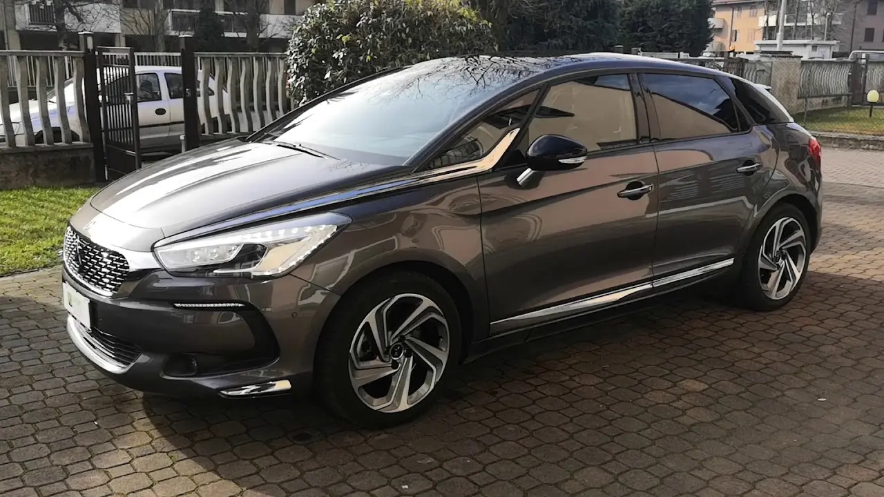 DS Automobiles  DS5 1.6 BlueHDI Start&Stop Chic EAT6 2