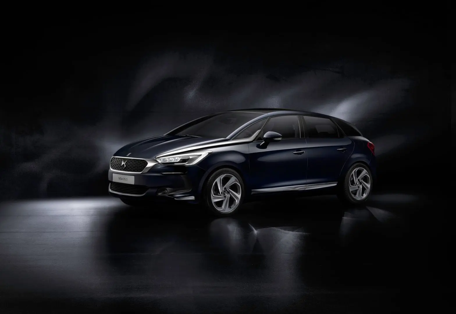 DS Automobiles  DS5 1.6 BlueHDI Start&Stop Chic EAT6 3