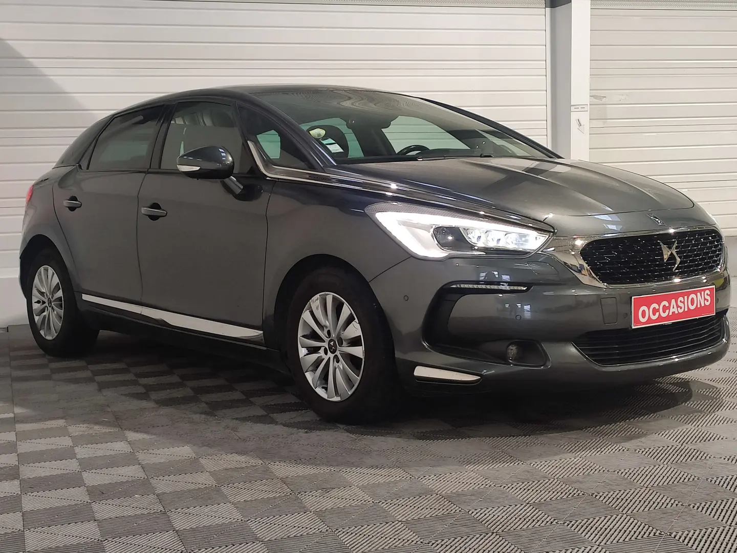 DS Automobiles  DS5 1.6 BlueHDI Start&Stop So Chic EAT6 7
