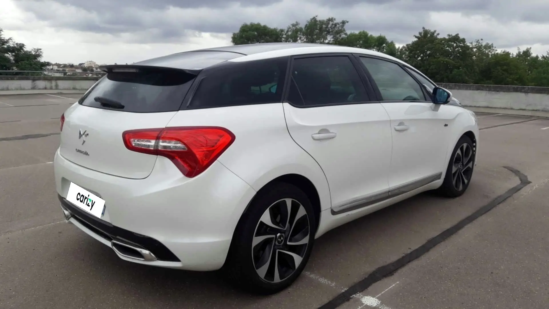 DS Automobiles  DS5 1.6 e-HDI D-Sport MCP6 2