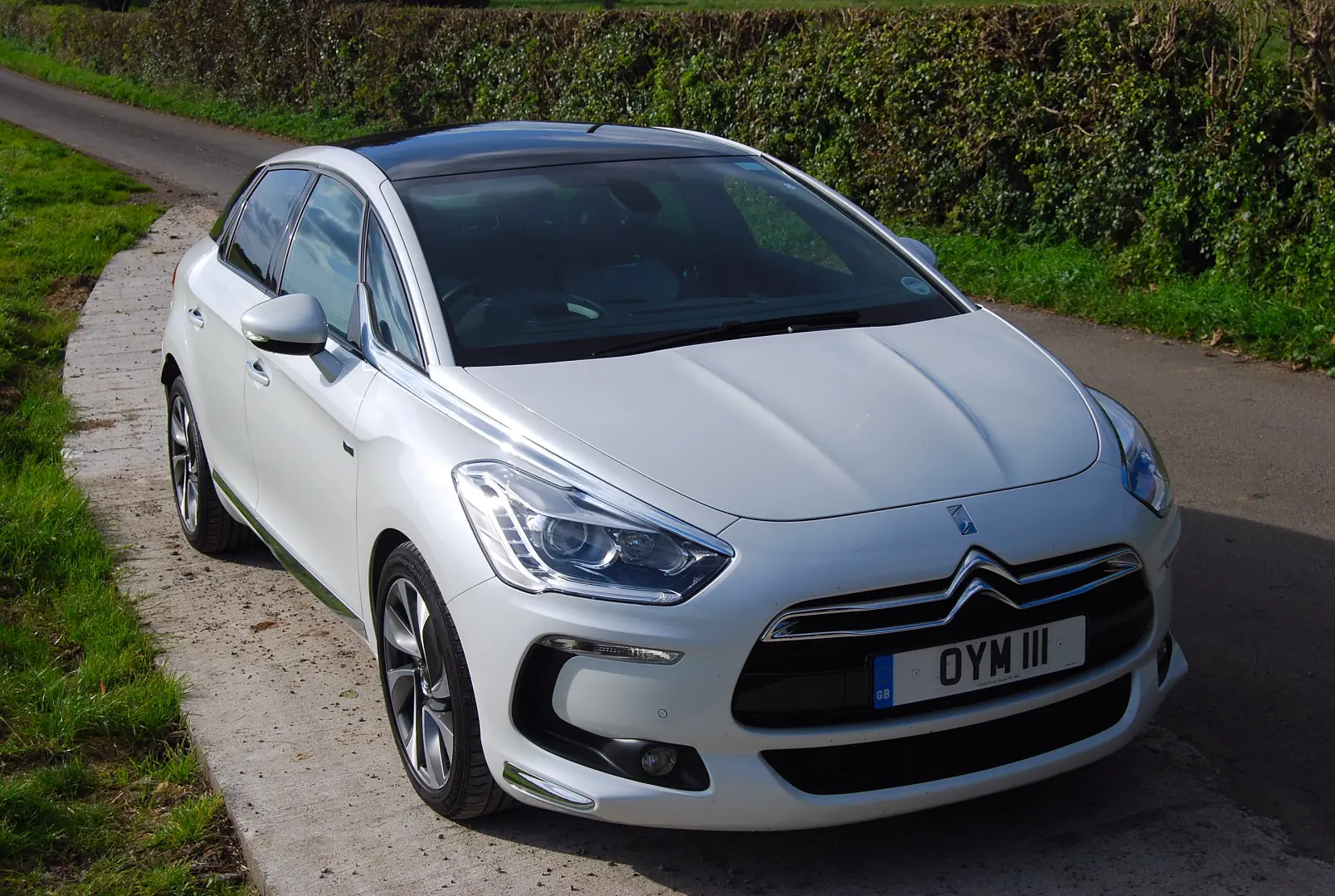 DS Automobiles  DS5 1.6 e-HDI D-Sport MCP6 3