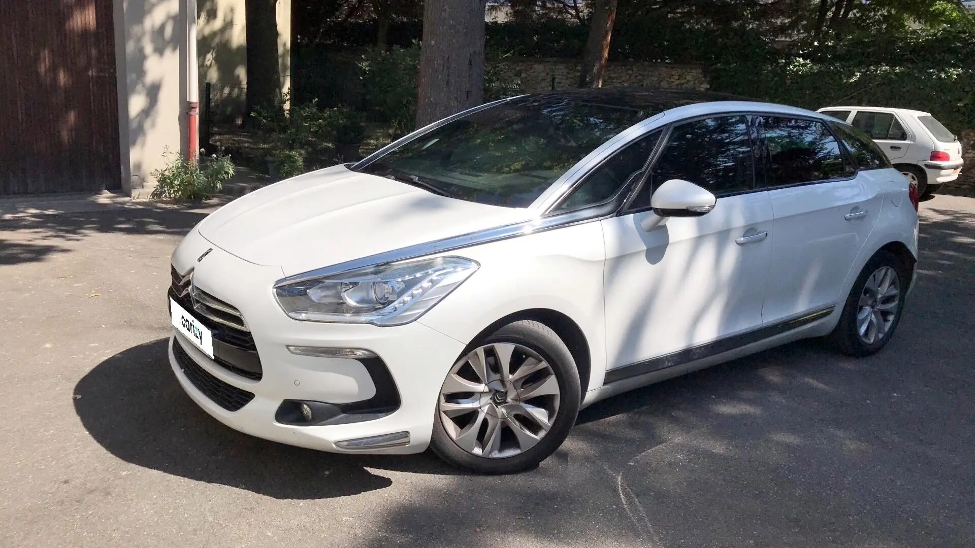 DS Automobiles  DS5 1.6 e-HDI D-Sport MCP6 4
