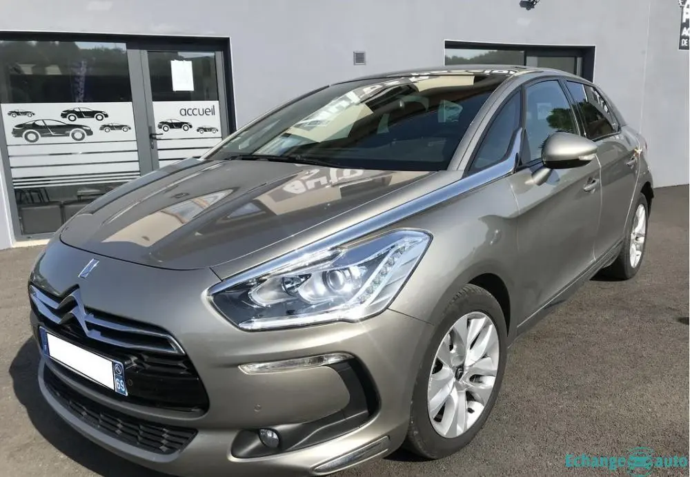 DS Automobiles  DS5 1.6 e-HDI D-Sport MCP6 5