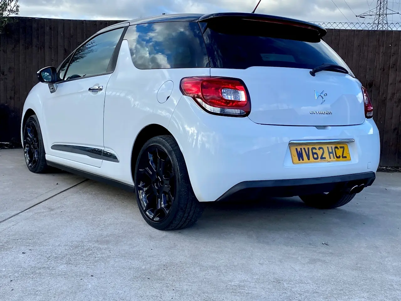 DS Automobiles  DS5 1.6 THP DSport 1