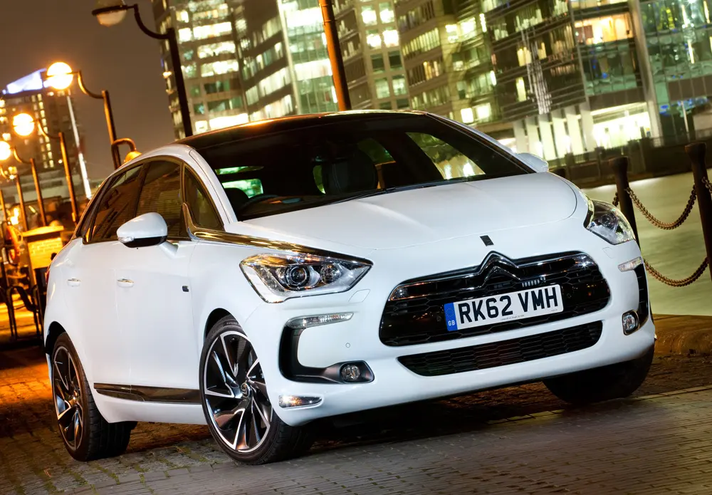 DS Automobiles  DS5 1.6 THP DSport 5