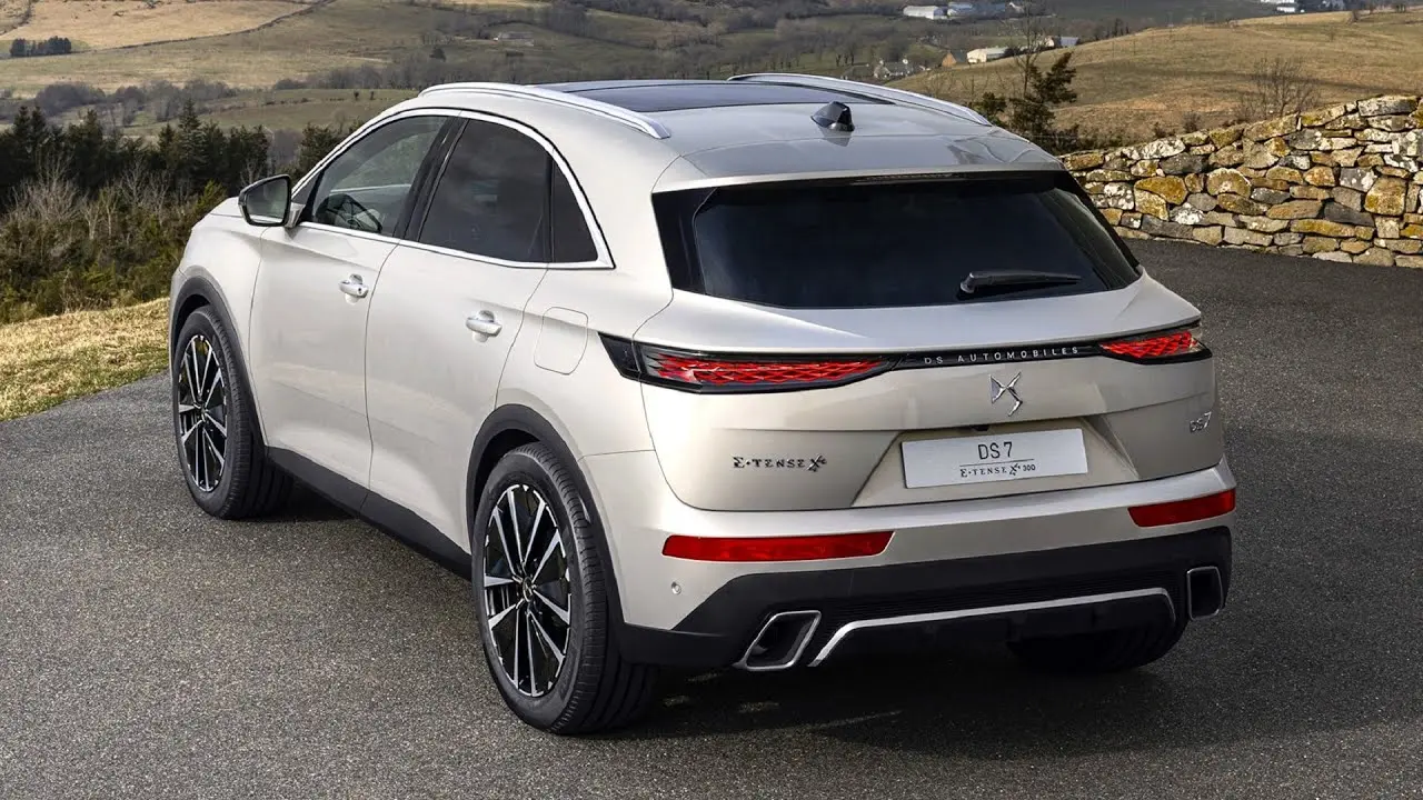 DS Automobiles  DS7 1.5 BlueHDI Performance Line 5