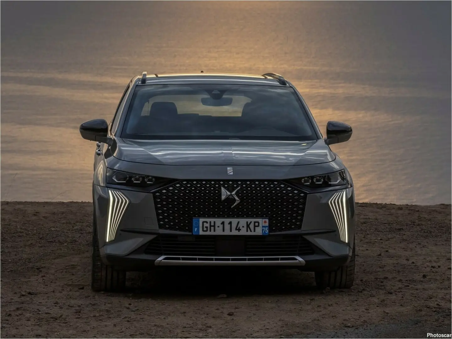 DS Automobiles  DS7 1.5 BlueHDI Opera 4
