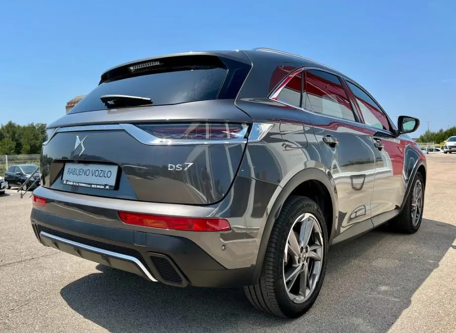 DS Automobiles  DS7 Crossback 1.5 BlueHDI Rivoli 4
