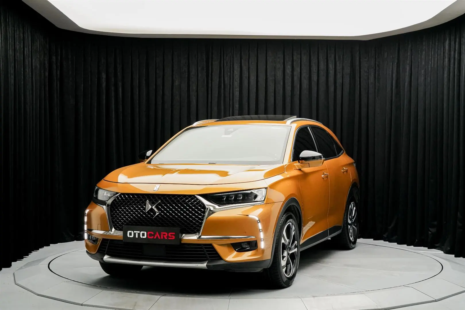 DS Automobiles  DS7 Crossback 1.5 BlueHDI So Chic Opera 2