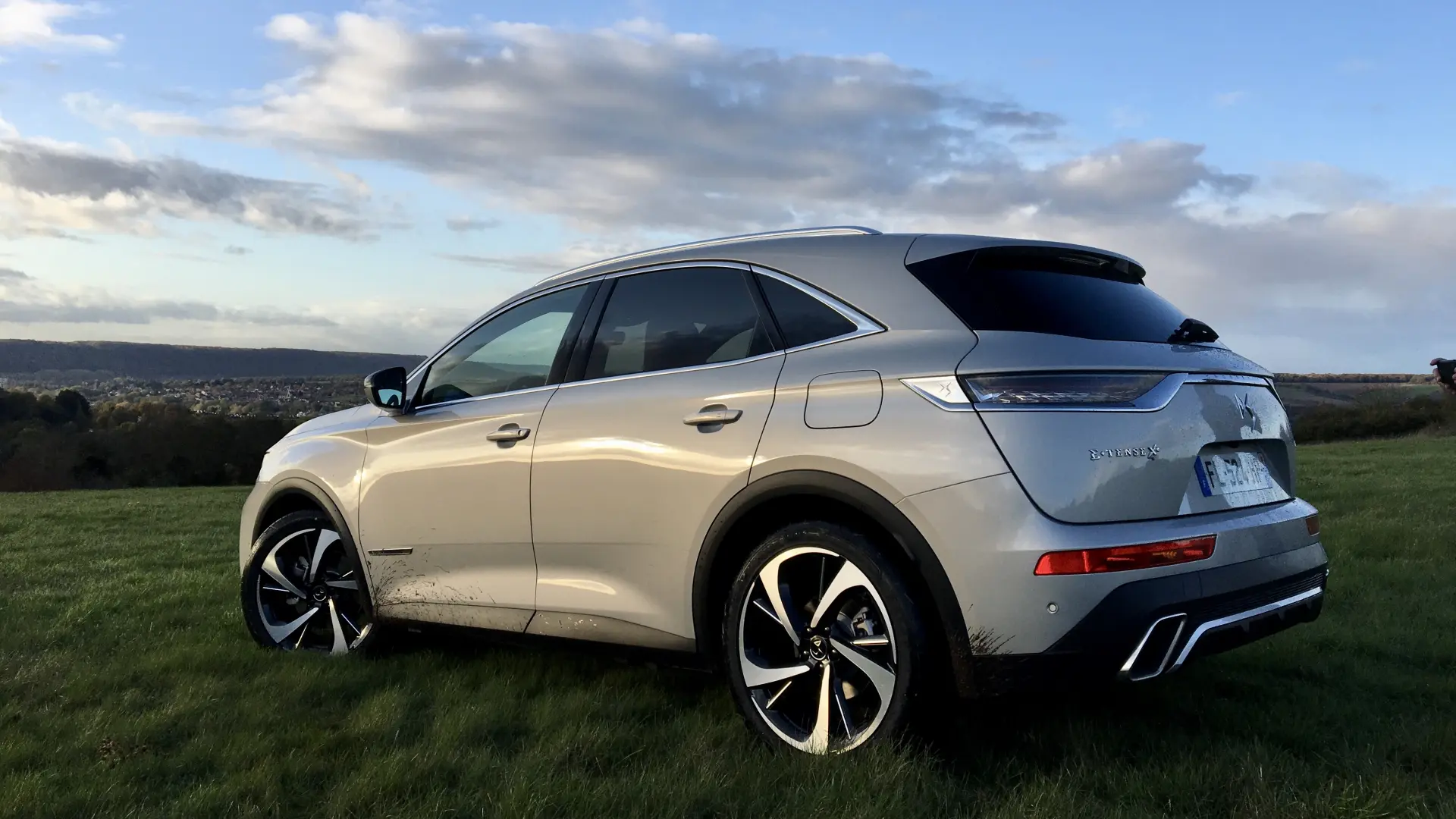 DS Automobiles  DS7 Crossback 1.6 E-Tense Opera 4x4 0