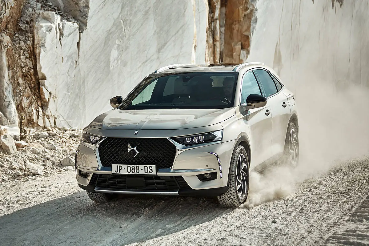 DS Automobiles  DS7 Crossback 1.6 E-Tense Opera 4x4 1