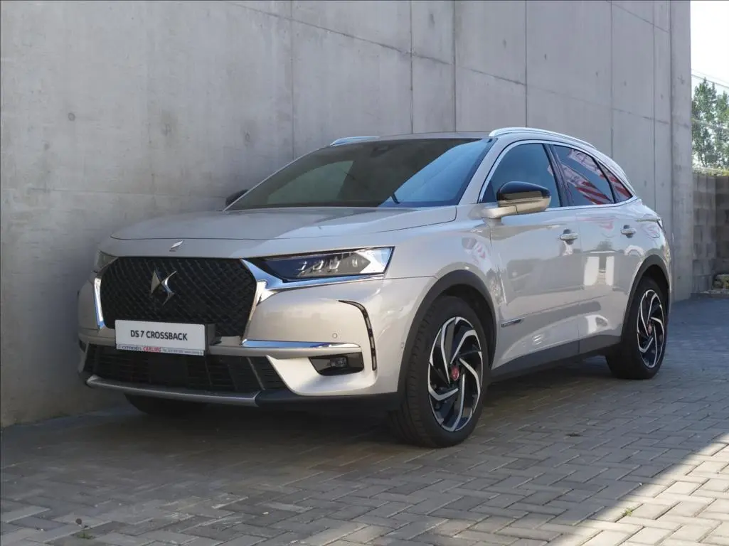 DS Automobiles  DS7 Crossback 1.6 E-Tense 4x4 Rivoli 2