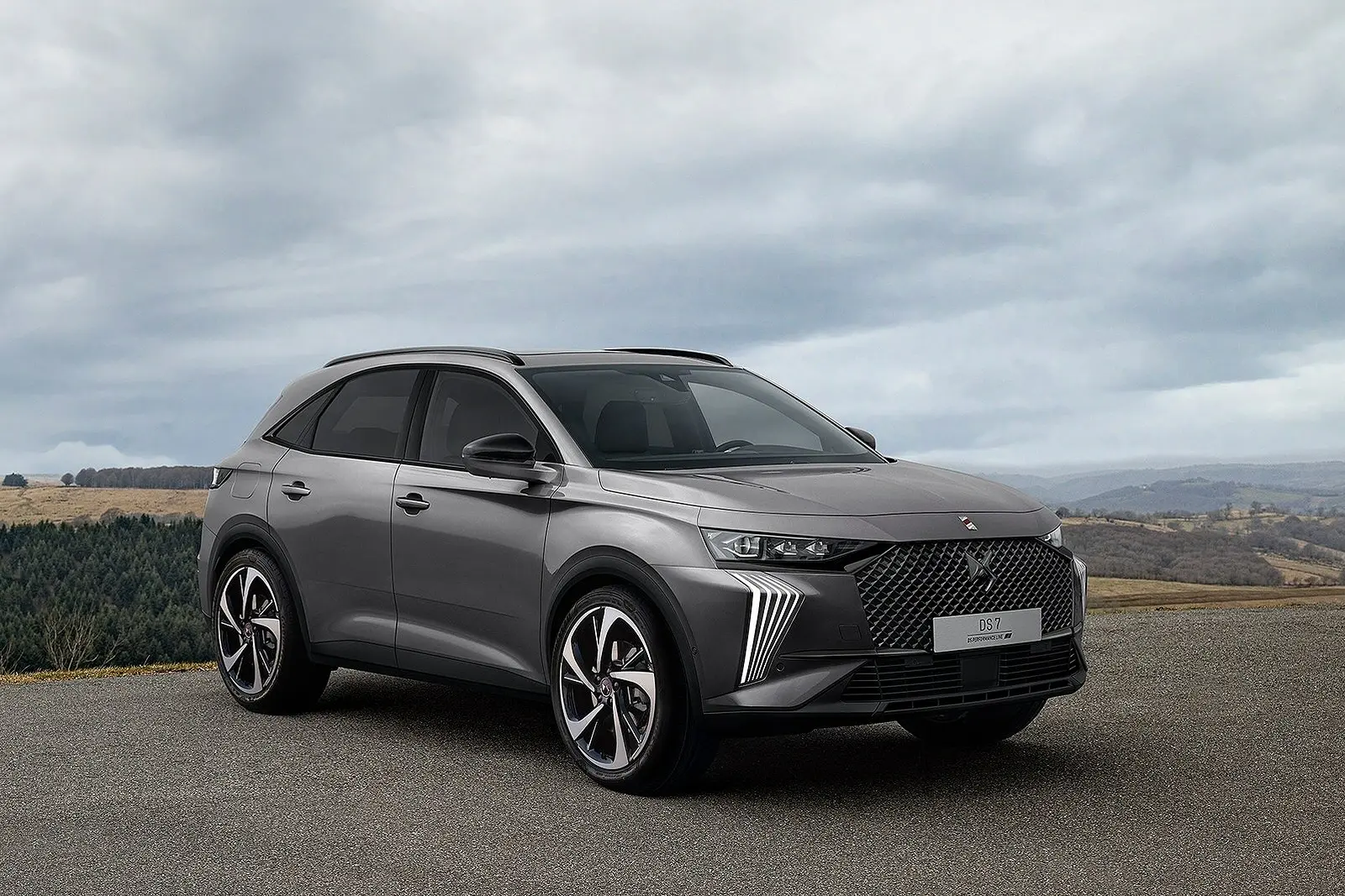 DS Automobiles  DS7 Crossback 1.6 E-Tense 4x4 Rivoli 4